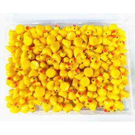 DZTIAN Yellow 130 Mini Resin Duck Garden Duck Class Activity Micro Landscape Decoration Ducklings Toy House Prank Christmas DIY Decoration Craft Birthday Party