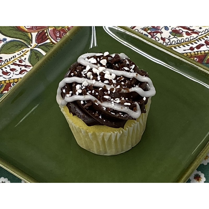 Clown Global Brands Vanilla Icing | 198ct - 2oz Packets