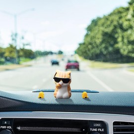 ZIMISI Cute Orange Cat Car Dashboard Decoration, Mini Animal Car Rearview Mirror Ornaments Present with Kawaii Chicken, Funny Automotive Interior Accessories for Women Men (Worried Cat)