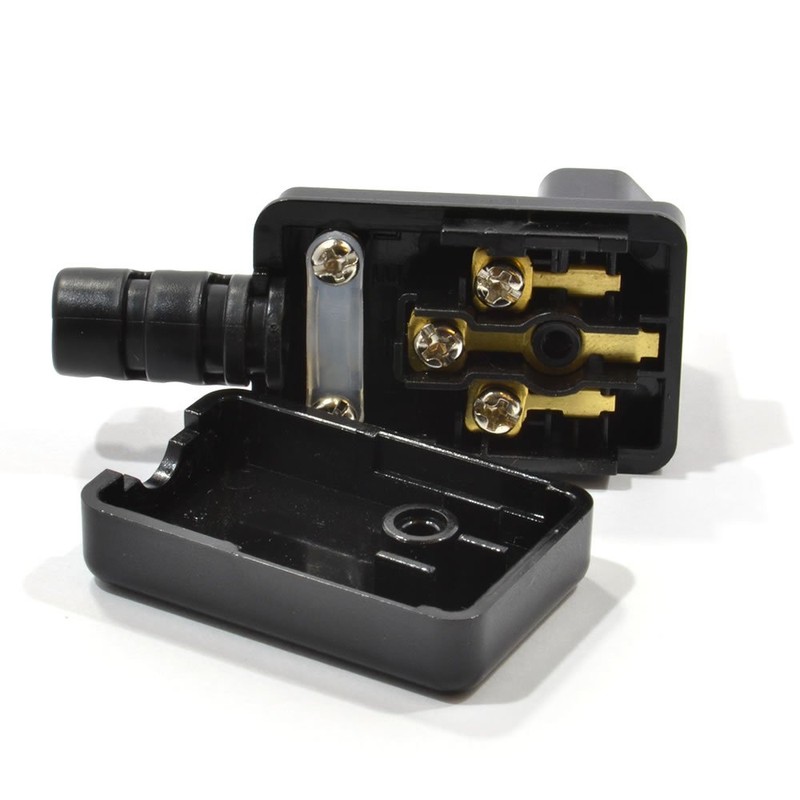 kenable Heavy Duty Rewireable Right Angle IEC C13 Female Socket