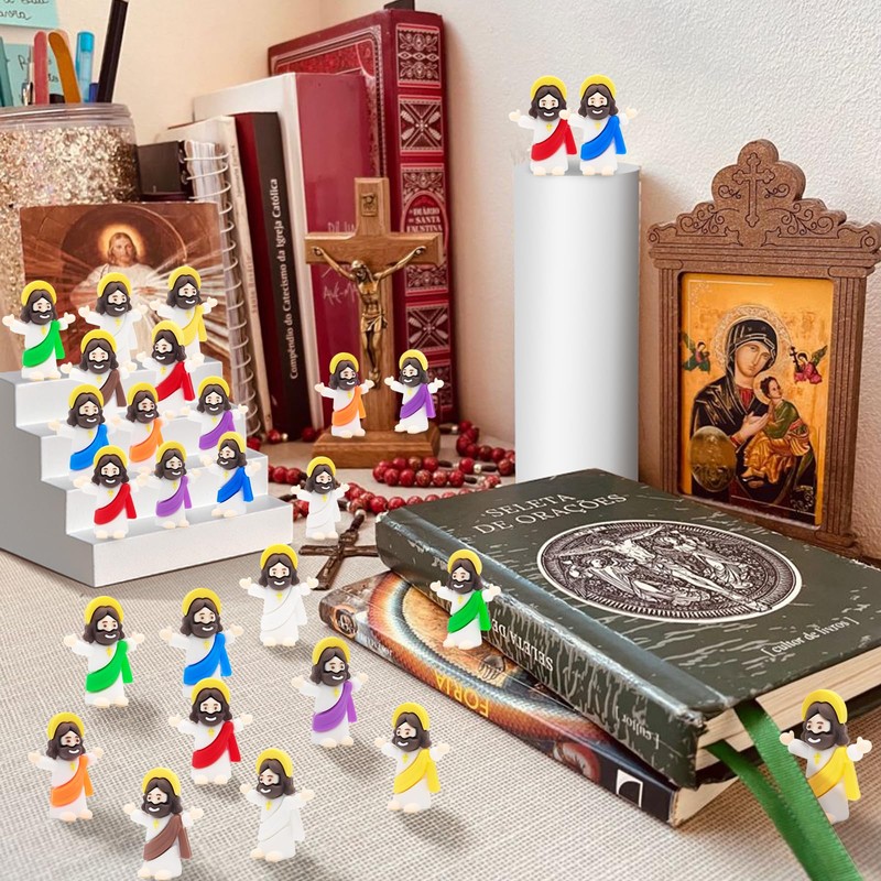 Yelakey 200 Pcs Little Tiny Jesus Mini Jesus Figurines in