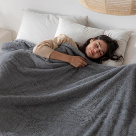 COOVA Faux Rabbit Fur Throw Blanket 50x70 Inch – Dual-Sided Soft and Luxurious – Reversible Cozy Blanket for Sofa and Bed, Easy to Clean,Light Grey