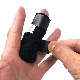 LUSAS 指サポーター ゆびサポーター 柔道整復師が推奨 指固定 保護 フリーサイズ ブラック 有孔（穴有り）, 1個入り