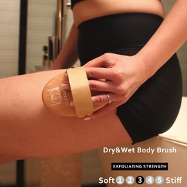 ICANdOIT Body Brush, Dry Body Brush for Cellulite Massage, Lymphatic Drainage and Accelerate Blood Circulation, Dry Skin Brush with Synthetic Fibres, Soft Strength, Suitable for All