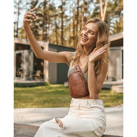 CHOLISS Small Sling Bag for Women Leather Crossbody Fanny Packs Chest Bag for Women, Brown