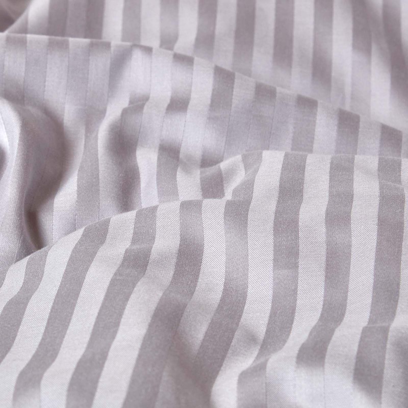 HOMESCAPES Damask Cushion Cover Silver Grey 48 x 74 cm