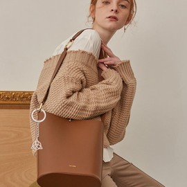 UNIFT Witch Knot Keychain For Women Men Stainless Steel Charms Fashion Celtic Knot Keychain Witchcraft Symbol Amulet Jewelry