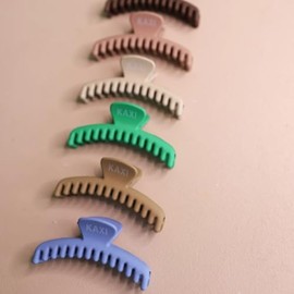 KAXI Hold Everything Mini Hair Claw, Perfect for Thick & Thin Hair, Straight, Wavy or Curly, Strong Clip With 32 teeth & Many Colors to Choose (Neon Yellow)