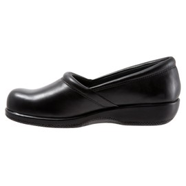 Softwalk Women's Adora Slip-On,Black,7.5 M