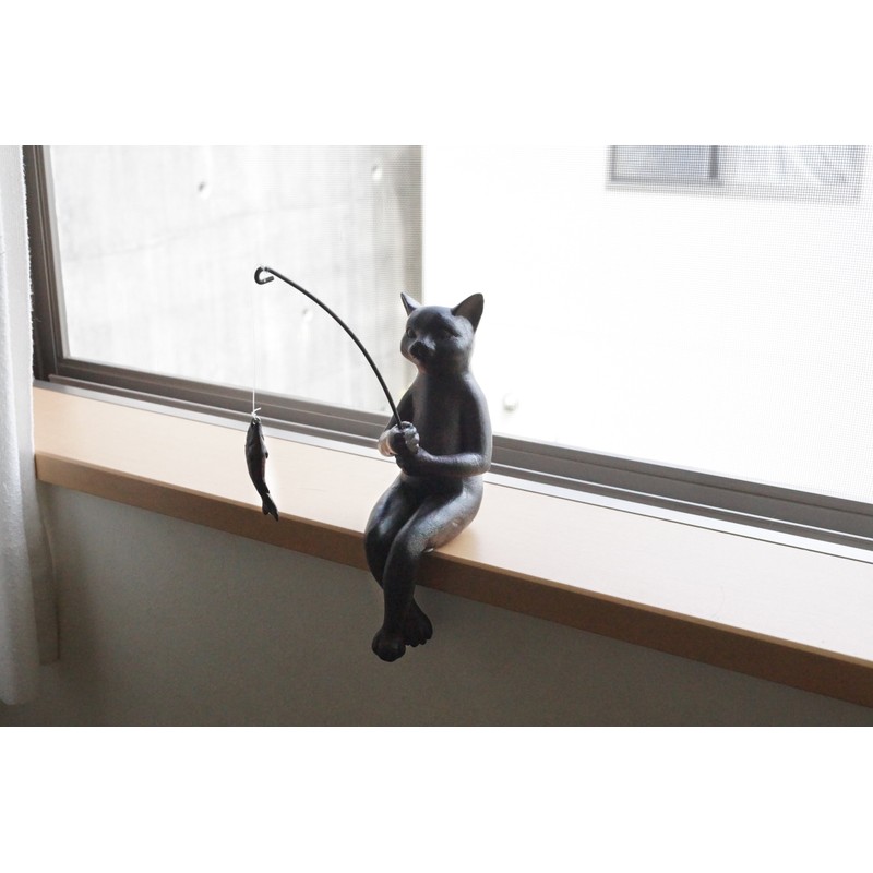 猫の置物 ねこの置物 アンティーク雑貨【釣りをする猫】