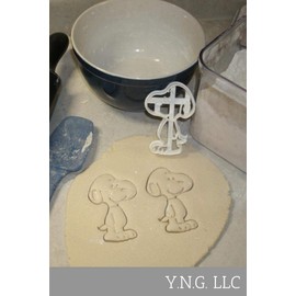 SNOOPY PET BEAGLE CHARLIE BROWN COMICS CARTOON PEANUTS CHARACTER COOKIE CUTTER FONDANT BAKING TOOL USA PR615