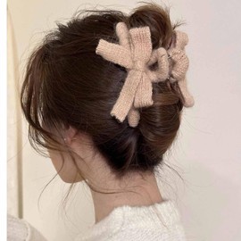 Resweky Knit Bow Hair Claw Clips Winter Woolen Yarn Hair Barrettes Clamp Cute Hair Clip for Women and Girls (Brown)