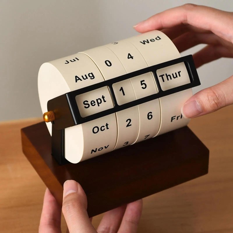 SELECOCO Rotating Perpetual Calendar Wooden Tabletop Stylish Scandinavian Interior Simple