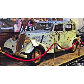 BONNIE AND CLYDE DEATH CAR PHOTO ORIGINAL 1934 FORD CAR GANG FBI 8.5X11 REPRINT