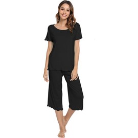 WiWi Womens Bamboo Pajamas Soft Pajama Sets Comfy Short Sleeves Loungewear Plus Size Sleepwear Top with Capri Pants Pjs S-4X, Black, 4X