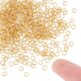 UNICRAFTALE Pack of 500 18 Carat Gold-Plated Open Jump Rings Stainless Steel Round Rings 2.5 mm Golden Jump Rings Split Rings Metal Connector Rings for DIY Earring Bracelet Pendant Jewellery