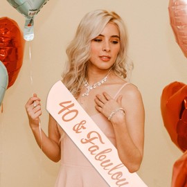 ALLY-MAGIC 40th Birthday Sash, Rose Gold 40 & Fabulous Sash for Women Happy 40th Birthday Gift Party Decorations Supplies Accessories Y3FABJD (40 FABULOUS)