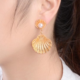 YienDoo Boho Pearl Shell Drop Earrings Studs Vintage Pearl Scallop Earrings Gold Summer Beach Earrings Shell Dangle Earrings Jewelry Gifts for Women Girls