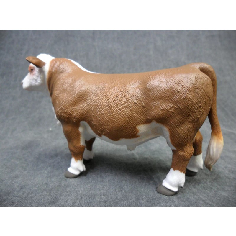 CollectA NIP * Polled Hereford Bull * 88861 Breyer Cow
