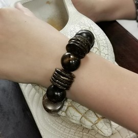 Caiyao Bohemian Wooden Round Beaded Chunky Stretch Bracelet Ethnic Boho Bangle Coconut Husk Beads Jewelry Wood Elastic Wristband for Women