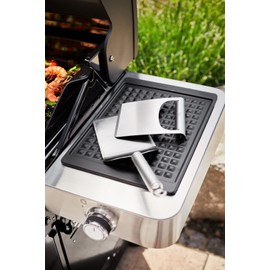 RÖSLE Plancha All-Purpose Spatula, High-Quality Grill Spatula for Turning Meat and Vegetables as well as Cleaning Grill Plates, Stainless Steel 18/10, Dishwasher Safe, Silver