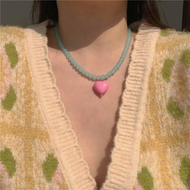 Allereya Boho Puffed Heart Pendant Necklace Blue Bead Chain Necklace Pink Resin Heart Necklace Glass Bead Choker Necklace Gemstone Beads Necklace Jewelry for Women
