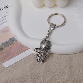 Guqqeuc Basketball Hoop Keychain Gifts for Men Women Basketball Gifts for Boys Girls Grandson Granddaughter Birthday Christmas Gifts for Son Daughter Basketball Keyring Gift for Basketball Fan