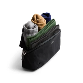 Bellroy Lite Packing Pouch 2L (organizer packing cube for travel near and far) - Black