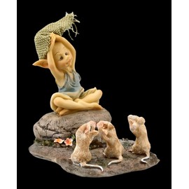 Figuren Shop GmbH Pixie Leprechaun Fantasy Figure - 3 Mice at Yoga | Decorative Figure, Dwarf, Gnome, Collectable Figure, Sculpture, Statue, H 9 cm