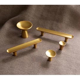 Hickory Hardware 1 Pack Solid Core Kitchen Cabinet Pulls, Luxury Cabinet Handles, Hardware for Doors & Dresser Drawers, 3 Inch Hole Center, Brushed Golden Brass, Maven Collection