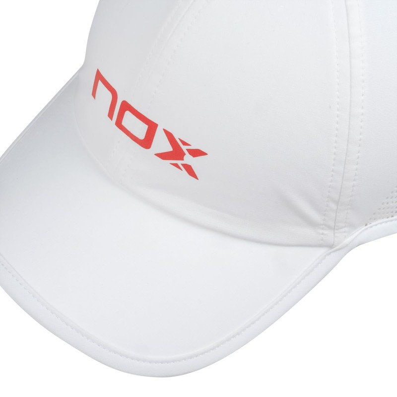 NOX Gorra Padel Tenis, Ligera Transpirable y Diseño Moderno, Ideal