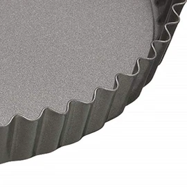 MasterClass KCMCHB39 20 cm Loose Bottomed Tart Tin with PFOA Non Stick, Robust 1 mm Thick Carbon Steel, 8 Inch Fluted Round Quiche Pan, Grey