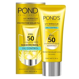 POND'S Protector Solar Facial 50 FPS UV Miracle Oil Control, Piel Grasa con Niasorcinol 40gr