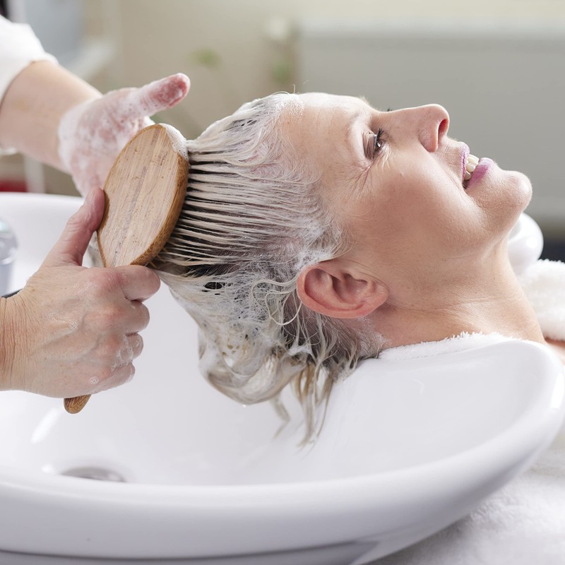 Margot Schmitt Pneumassage Bamboo Hair Brush Oval Natural Colour 63g