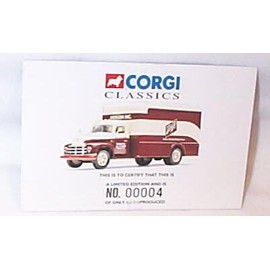 Corgi SCHLITZ diamond T620 box van certificate number 0004 1.50 scale limited edition diecast model