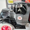 Ertl Mack Bulldog Lubricant Truck 1925 Texaco Die Cast Metal