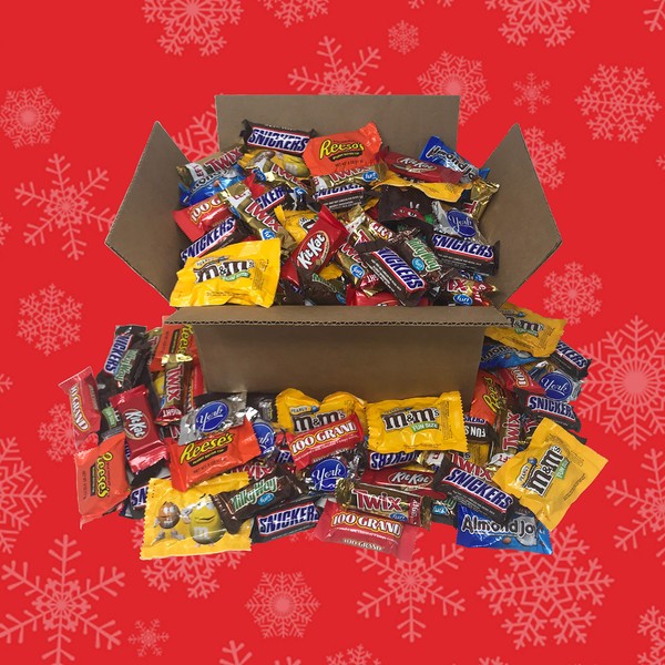 Bulk Holiday Candy Variety Pack, 4lbs Assorted Chocolate Bars Individually Wrapped Snacks, Seasonal Gifts and Gift Basket Ideas for Friends and Family Party Favors