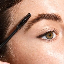 Le Fosse Gel Para Cejas De Larga Duración Definición Fijación Volumen 6 ml