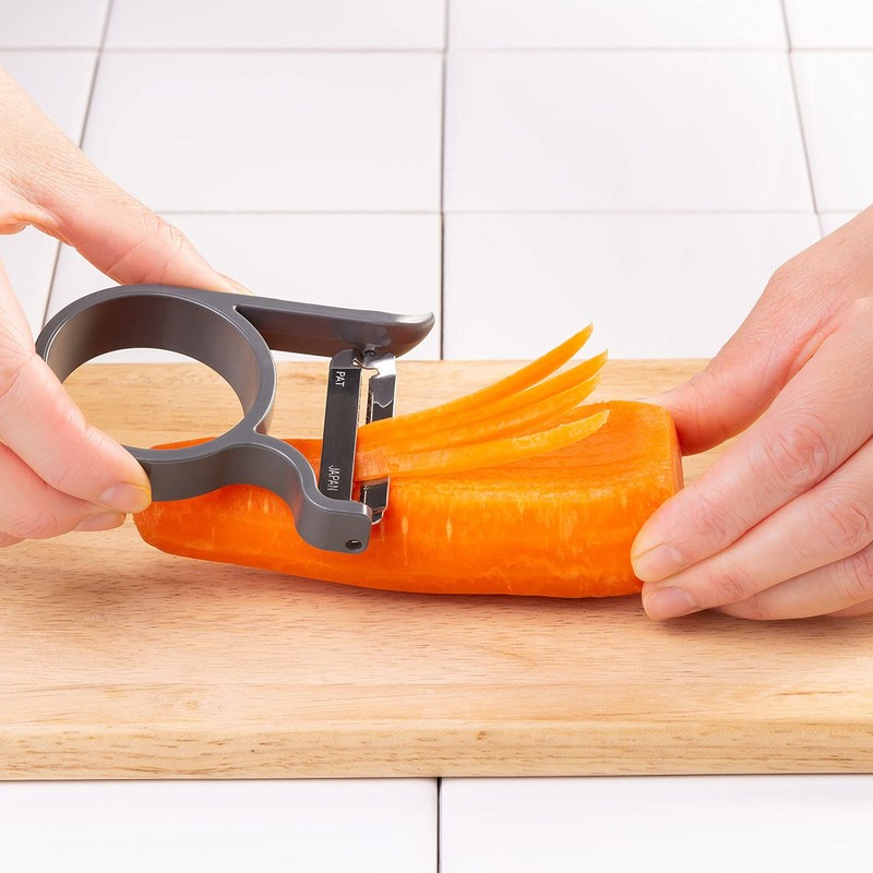 Oaks Reye Shredded Peeler with Light Force Made in Japan