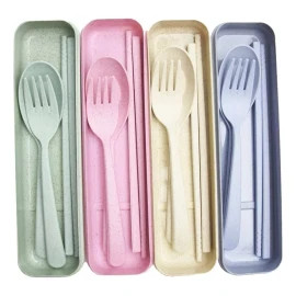 Universo en Linea Set Cubiertos Ecológicos Portátiles Biodegradable Con Caja Color Rosa