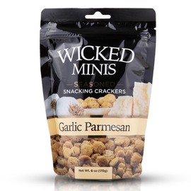 Wicked Minis Soup & Oyster Crackers - Saltine Crackers Salted Flavored Mini Puffed Soup Crackers, Savory Snacking Mix, Seasoned Croutons Salad Toppers, Crackers for Chili 6oz (Garlic Parmesan)