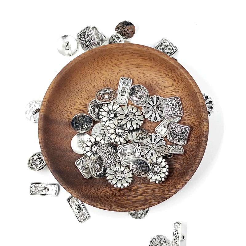 50PCS Engraved Flower Metal Buttons, 5 Styles Vintage Style Silver