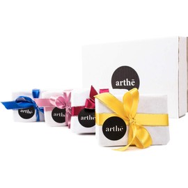 KIT DE 4 JABONES ARTESANALES EN BARRA CAJA DE REGALO/REGALO SAN VALENTIN/DIA DE LAS MADRES/NAVIDAD (Lavanda y Rosas)
