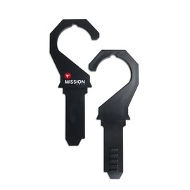 Closet Hanger - Pack Size: 5-Pack, Color: Black