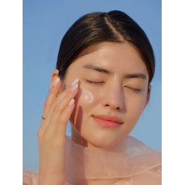 THEM Luminous Skin Sun Serum SPF50+ PA++++ / 띰 루미너스 스킨 선세럼 SPF50+ PA++++