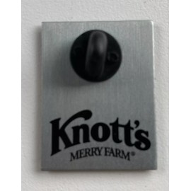 Knotts Merry Farm 2018 Christmas Santa Claus Employee Pin! NEW!