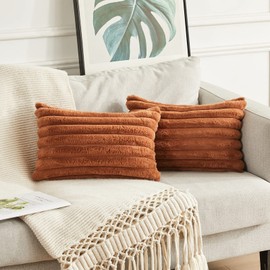 Joyouth Set of 2 Double-Sided Plush Velvet Cushion Covers, Soft Artificial Fur Cushion Covers, Decorative for Couch, Sofa, Bedroom, Living Room, Home, 30 x 50 cm, Brown