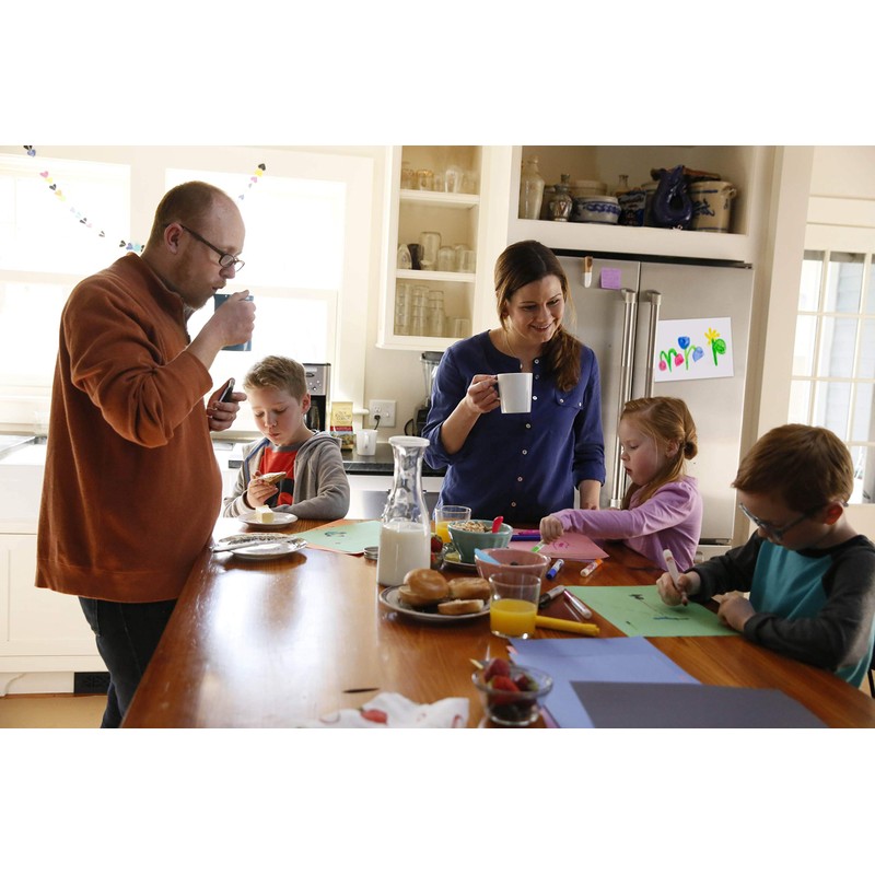 New England Coffee Breakfast Blend Medium Roast Ground Coffee, 12oz