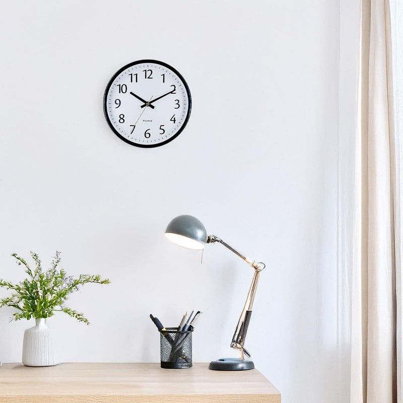 Formia (フォルミア) Wall Clock Monotone Easy-to-Read Dial Diameter 22.8 cm
