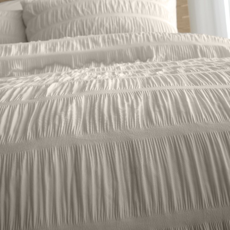 Catherine Lansfield Bedding Seersucker Single Duvet Cover Set with Pillowcase